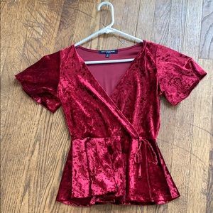 Women’s Velvet top